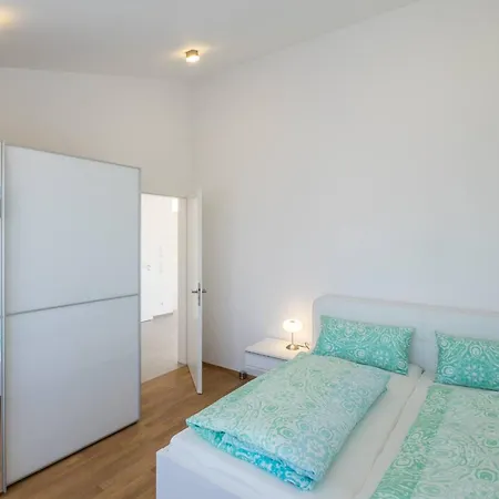 Apartament Loft Mit Viel Freiraum Im Modernem Ambiente