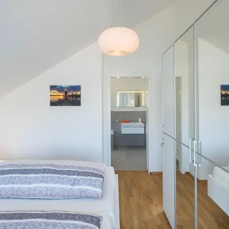 Apartament Loft Mit Viel Freiraum Im Modernem Ambiente